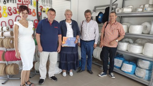 Партньор на Морското училище дарява учебно оборудване - E-Burgas.com