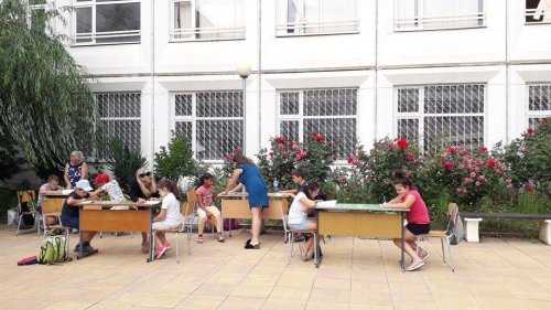 Бургаски ученици трупат знания и през лятото (Снимки) - E-Burgas.com
