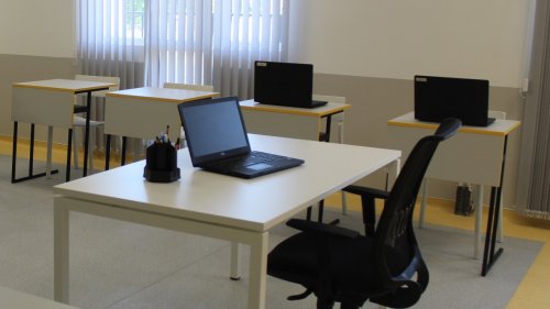 Разширяват базата на компютърното училище в Бургас (Снимки) - E-Burgas.com