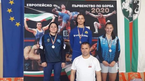 Младите състезатели по борба на Бургас са най-добрите в България! - E-Burgas.com