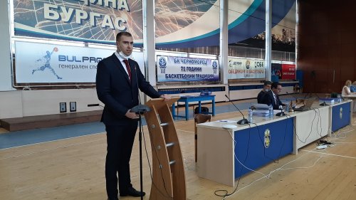 Живко Господинов стана зам.-председател на Общинския съвет в Бургас, негов съпартиец се закле като съветник - E-Burgas.com