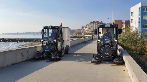 Нови модерни машини ще чистят улиците и алеите в Поморие (Снимки) - E-Burgas.com