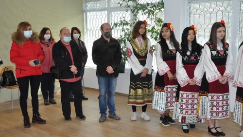 Кметът награди ученици от СУ„ Добри Чинтулов