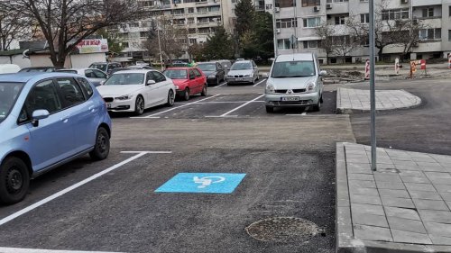 Новият паркинг в „Изгрев“ е завършен и с положена маркировка - E-Burgas.com