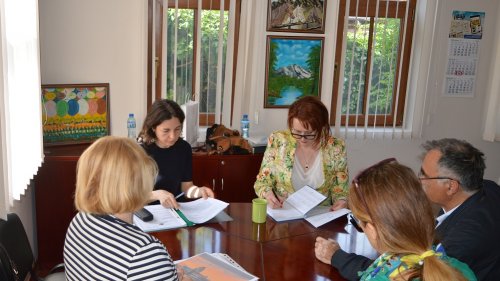 Областният управител Мария Нейкова се запозна с проблемите в Созопол (Снимки) - E-Burgas.com