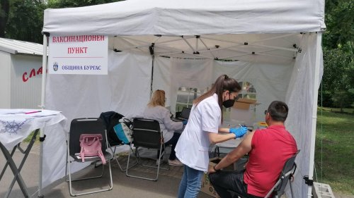 256 души са ваксинираха на открито за ден в област Бургас - E-Burgas.com
