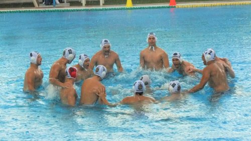 Ватерполният „Черноморец“ вдигна вицешампионска купа при мъжете  - E-Burgas.com