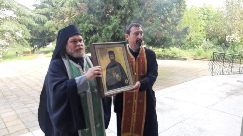 Чудотворната икона с мощите на св. Ефрем Нови идва в „Сарафово“ - E-Burgas.com