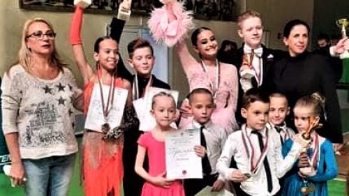 Седем златни медала по спортни танци завоюваха бургазлии  - E-Burgas.com
