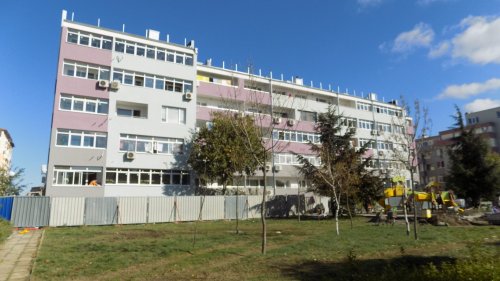 В Поморие продължават санирането на блокове и училища (Снимки) - E-Burgas.com