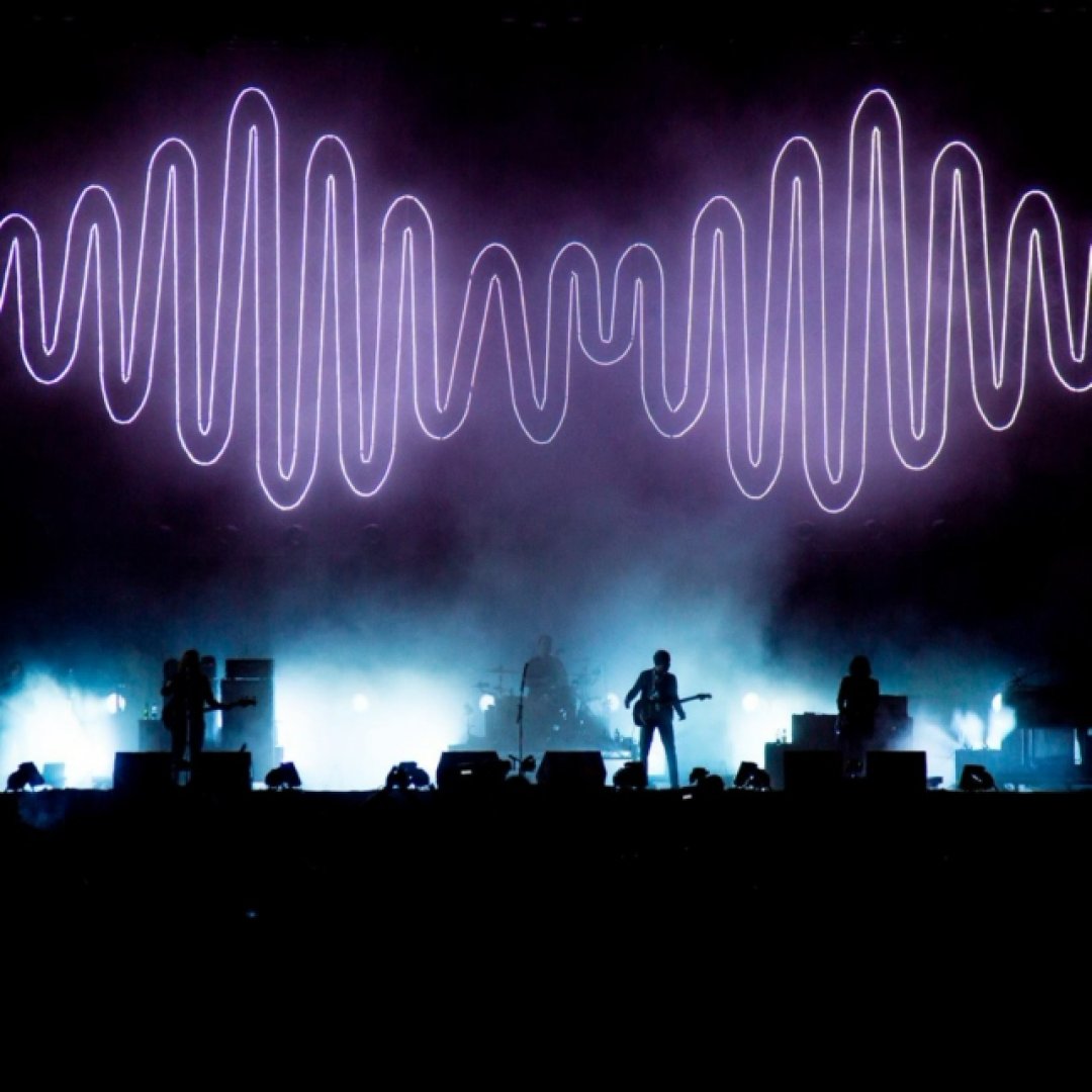 Arctic Monkeys обои. Arctic Monkeys Live. Arctic Monkeys aesthetic. 505 Arctic Monkeys.