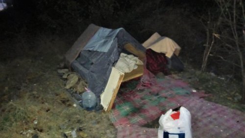 Премахнаха поредния ромски катун в Бургас, изринаха 10 тона отпадъци (Снимки) - E-Burgas.com