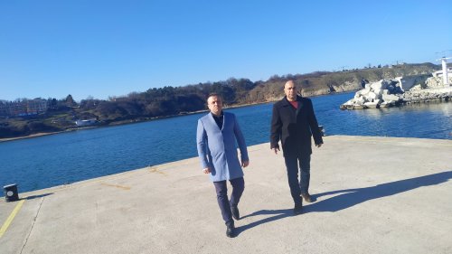 Плажът на град Черноморец- на вниманието на трима министри - E-Burgas.com