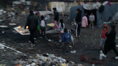 Ромска инвазия в Бургас: Разтуриха два катуна с 60 пришълци от Сливен и Ямбол (снимки)  - E-Burgas.com