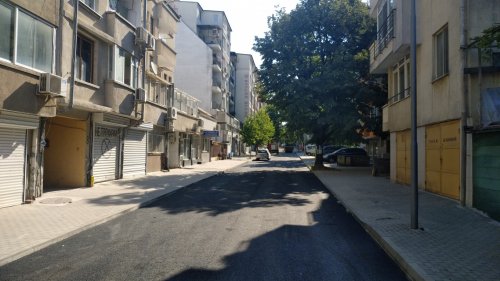 Ремонтираха разбития уличен участък до х-л „България“ - E-Burgas.com
