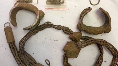 Антимафиоти иззеха ценни артефакти при акция в региона (Снимки) - E-Burgas.com
