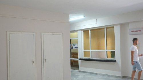 Медицинският център в Айтос грейна с нов вид (Снимки) - E-Burgas.com