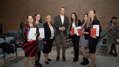 104 бургаски млади учители получиха отличия за успешен старт в кариерата си - E-Burgas.com
