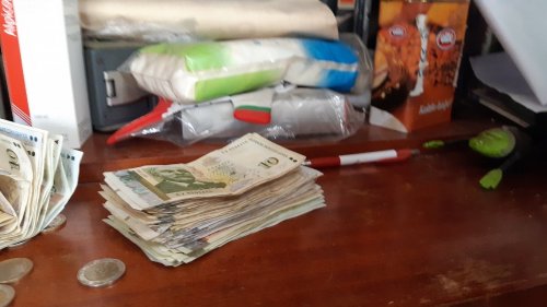 Полицаи откриха 30 грама марихуана в дома на бургаски дилър (снимки) - E-Burgas.com