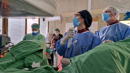 В Клиниката по урология на УМБАЛ Бургас премахнаха тумор от бъбрек с лазерен лъч - E-Burgas.com