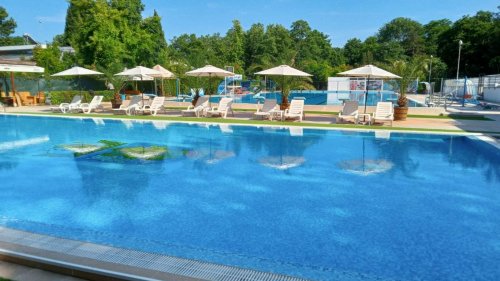 Плувен комплекс „Флора“ очаква своите посетители от 19 юни до късна есен - E-Burgas.com