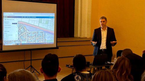 По предложение на областния управител на Бургас 23 декара общински и 6 декара държавен терен ще бъдат преотредени за обществени дейности - E-Burgas.com