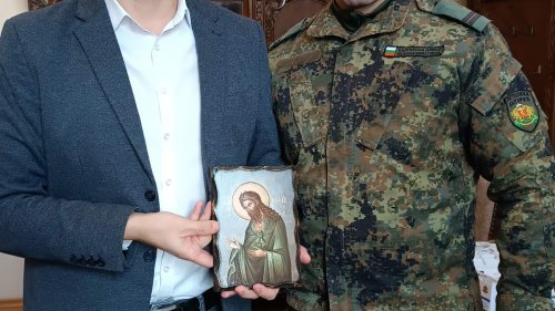 Областният управител с жест към първенците, спасили кръста на Богоявление в Бургаска област - E-Burgas.com