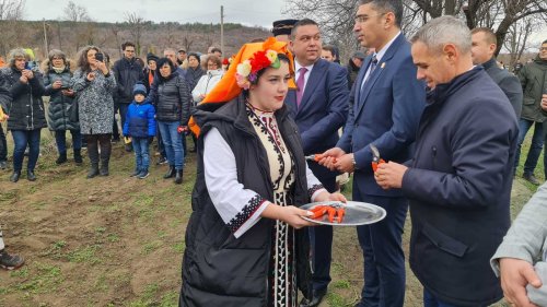 В духа на българските традиции община Сунгурларе отбеляза своя празник - E-Burgas.com