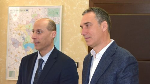 Кметът Николов и посланик Бердзенишвили с общо желание за по-добра свързаност на Бургас и Грузия - E-Burgas.com