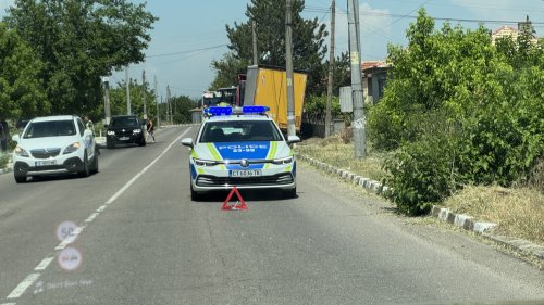 Камион едва не се вряза в къща в село Бял Извор, Старозагорско - E-Burgas.com