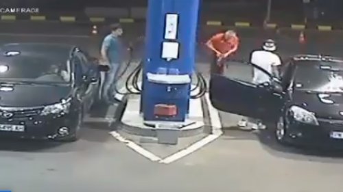 Инцидент на бензиностанция в София: служител изгаси цигарата на клиент с пожарогасител - E-Burgas.com