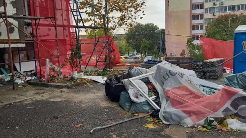 Жителите на 6-ти блок в „Меден рудник“: „5 месеца гавра и грабеж“ – подготвят протест срещу безобразен ремонт - E-Burgas.com