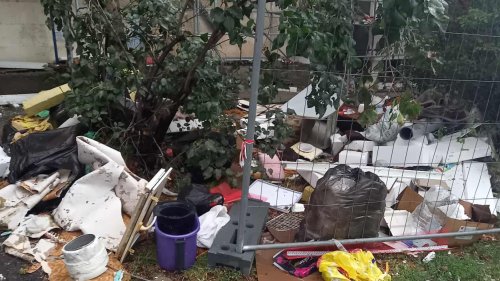 Жителите на 6-ти блок в „Меден рудник“: „5 месеца гавра и грабеж“ – подготвят протест срещу безобразен ремонт - E-Burgas.com