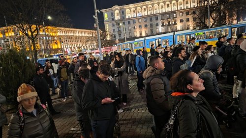 Младите лекари излязоха на протест в София: „Няма да ни излъжете“ - E-Burgas.com