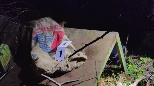 Трима задържани при акция на полицията в Айтос, иззети са канабис и метамфетамин - E-Burgas.com