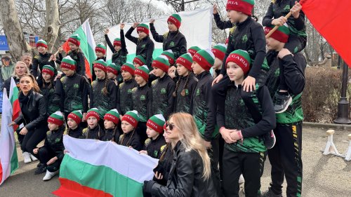 „Пътят на свободата“ изпълни Бургас – стотици мотористи почетоха 3 март - E-Burgas.com