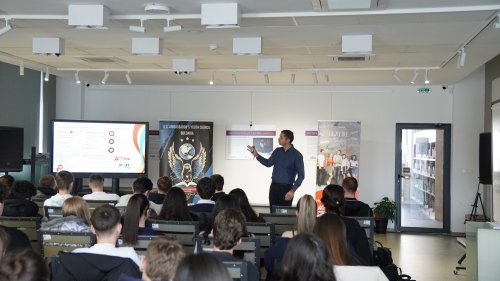  Десетки млади хора от Бургас се срещнаха с представители на бизнеса в рамките на инициативата „Среща с големия бизнес“ - E-Burgas.com