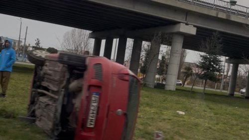 Кола по таван на кръговото към Меден рудник и Созопол - E-Burgas.com