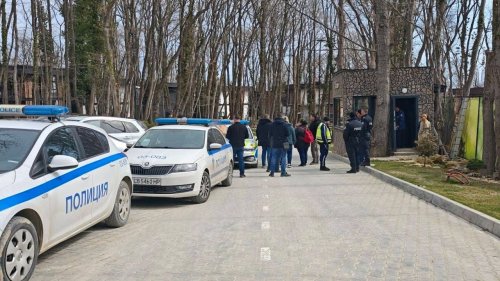 Въоръжени украинци, незаконно строителство и арести в парк „Златни пясъци“ - E-Burgas.com