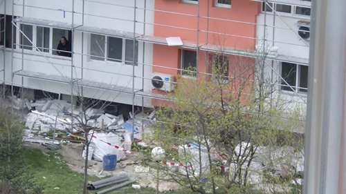 ПОРЕДЕН ИНЦИДЕНТ В БУРГАС: МЛАД МЪЖ ПОЛЕТЯ ОТ СКЕЛЕ В „МЕДЕН РУДНИК“ – БОРИ СЕ ЗА ЖИВОТА СИ - E-Burgas.com