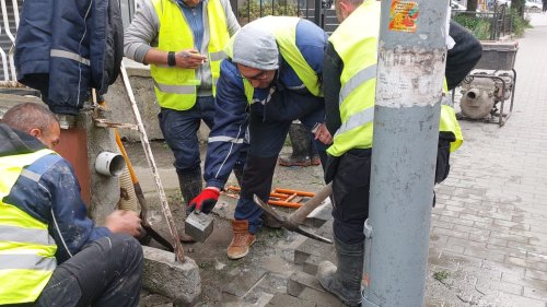 ВиК пак разкопа „Гладстон“ – нов ремонт, стара практика - E-Burgas.com