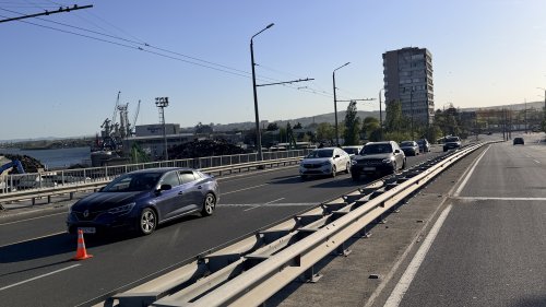 Верижна катастрофа на „Иван Вазов“ в Бургас, движението е затруднено - E-Burgas.com