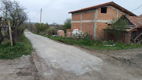 Хората в Острицта взеха нещата в свои ръце и започнаха подготовка за обещания ремонт - E-Burgas.com