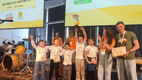 Втори клас, първо място: ученици от ОУ „П. Р. Славейков“ спечелиха международното състезание First Lego League - E-Burgas.com