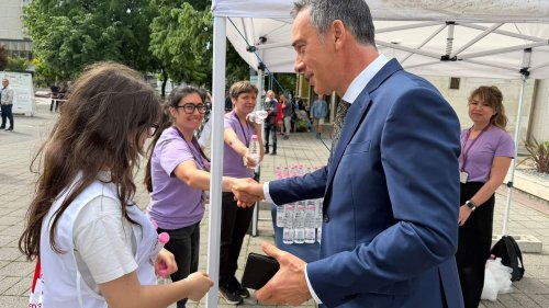 Бургас тръгна в шествие на духа! Хиляди изпълниха центъра за 24 май - E-Burgas.com