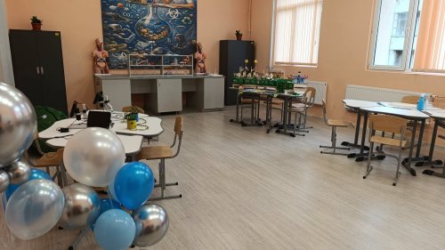 ОУ „П. Р. Славейков“ отвори вратата към бъдещето: Първото училищно радио и високотехнологичен STEM център променят образованието в Бургас - E-Burgas.com