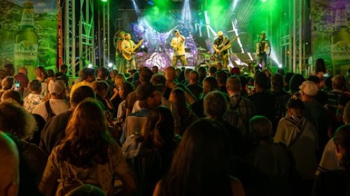 ROCK DOG пръсна Морската градина по шевовете: тази вечер е големият финал край Пантеона - E-Burgas.com
