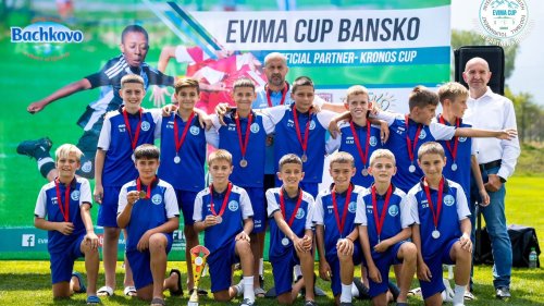 „Малките акули“ захапаха бронза в Банско: Черноморец Бургас набор 2015 впечатли на EVIMA CUP - E-Burgas.com