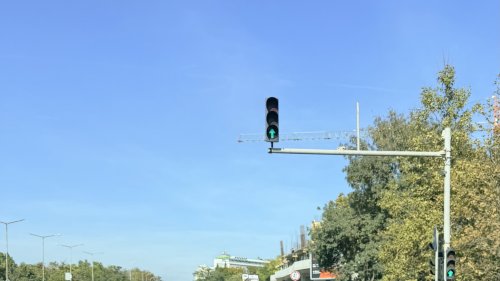 Велосипедист на Wolt и моторист се сблъскаха в Бургас - E-Burgas.com